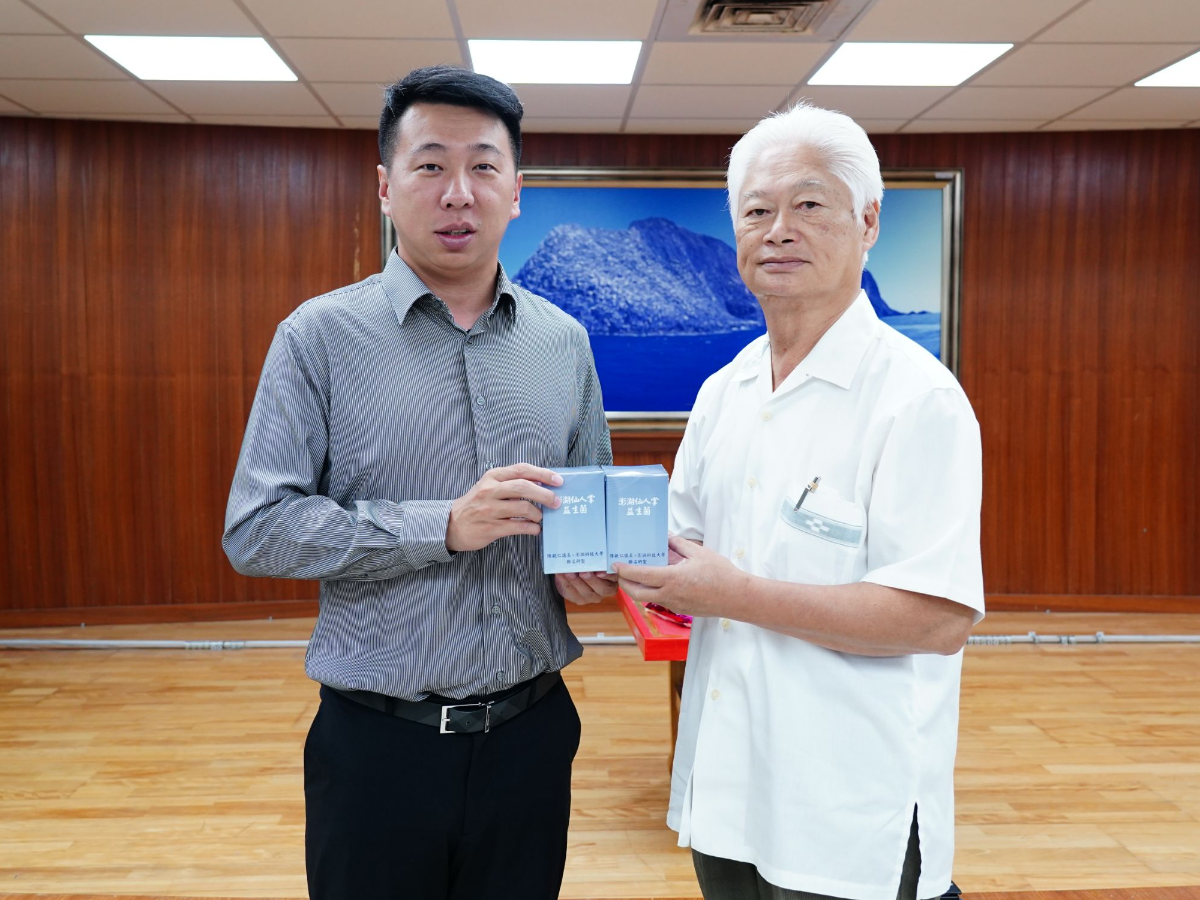 「石垣の塩」社長東鄉清龍拜會 議長陳毓仁