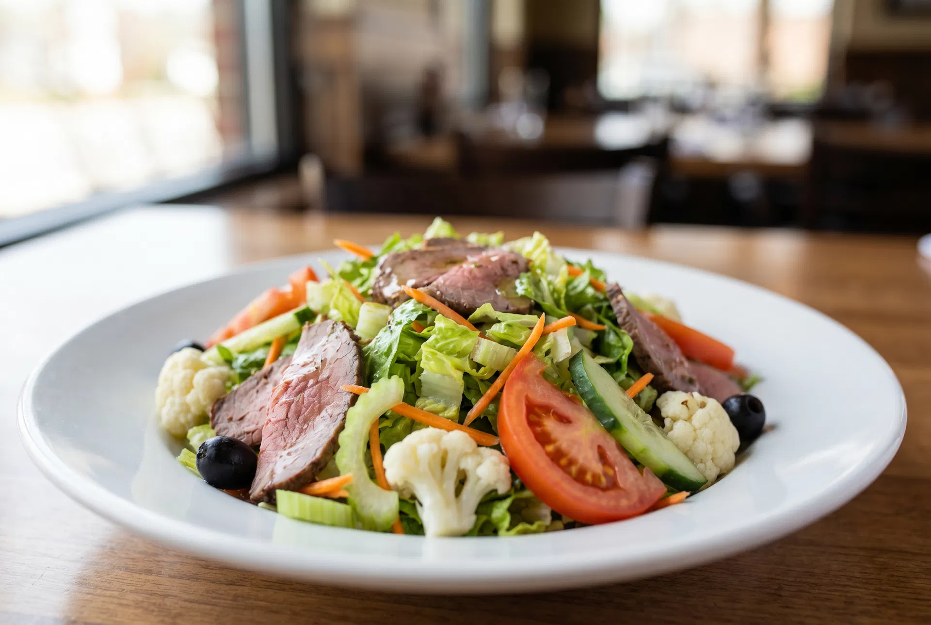 Roast Beef and Veggie Salad