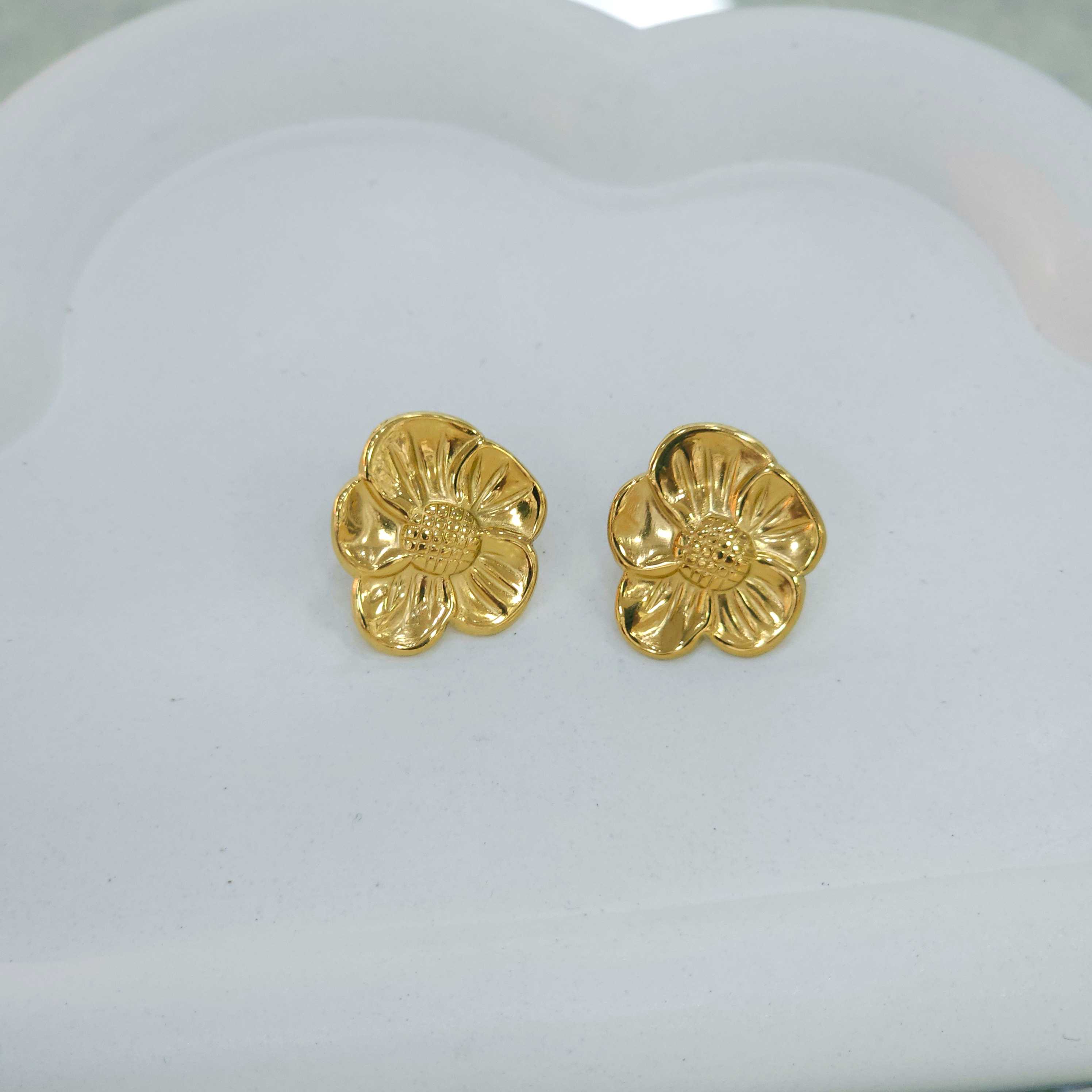 Aretes acero quirúrgico
