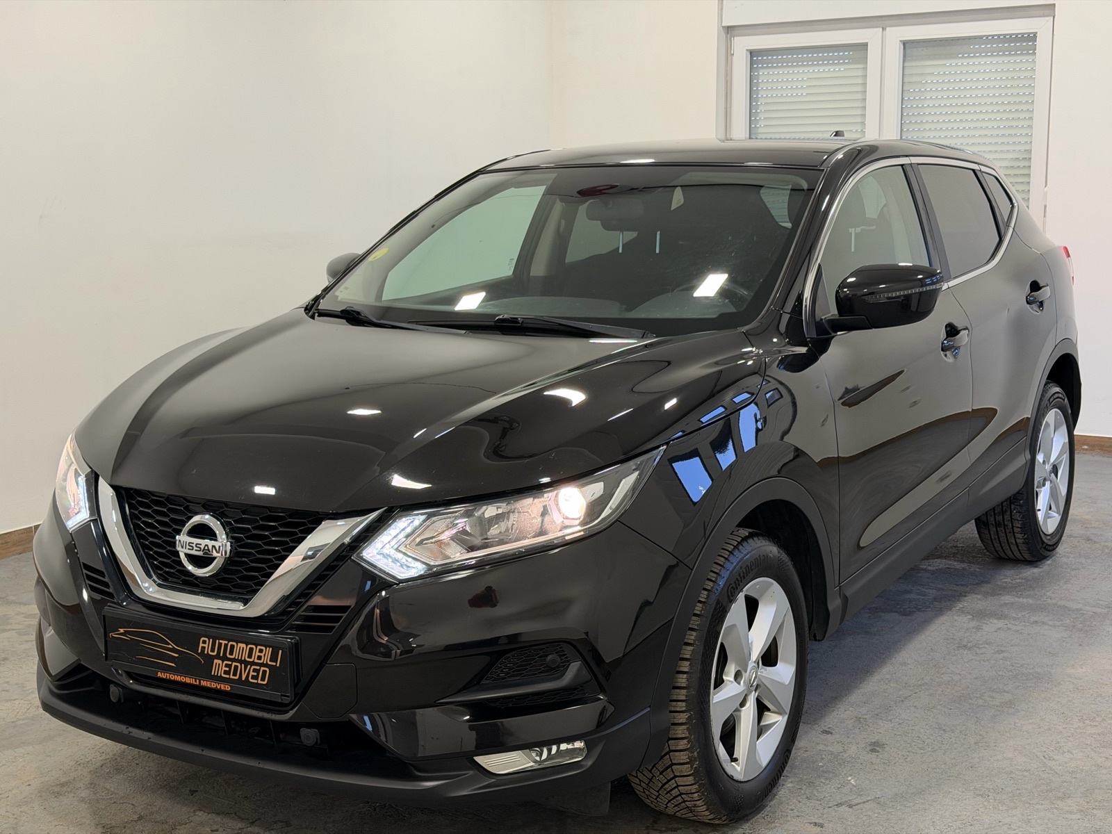 NISSAN QASHQAI 1,5 DCI ACENTA, LED, NAVI,V.SERVIS, KAMERA, JAMSTVO! — Automobili Medved Sisak