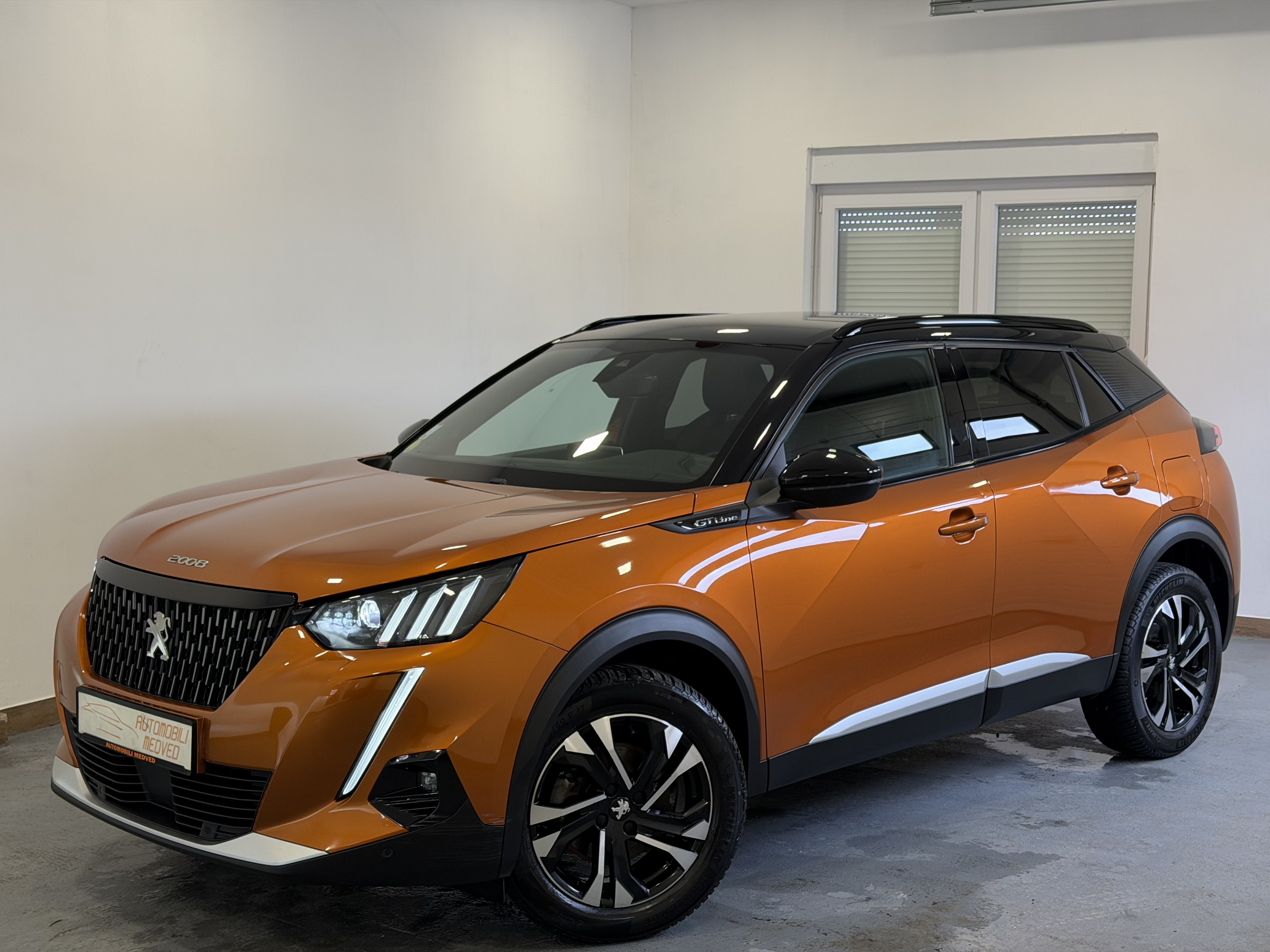 Peugeot 2008 1,5 BlueHDI GT-LINE, LED, AMBI, NAVI, JAMSTVO 12 MJ! — Automobili Medved Sisak