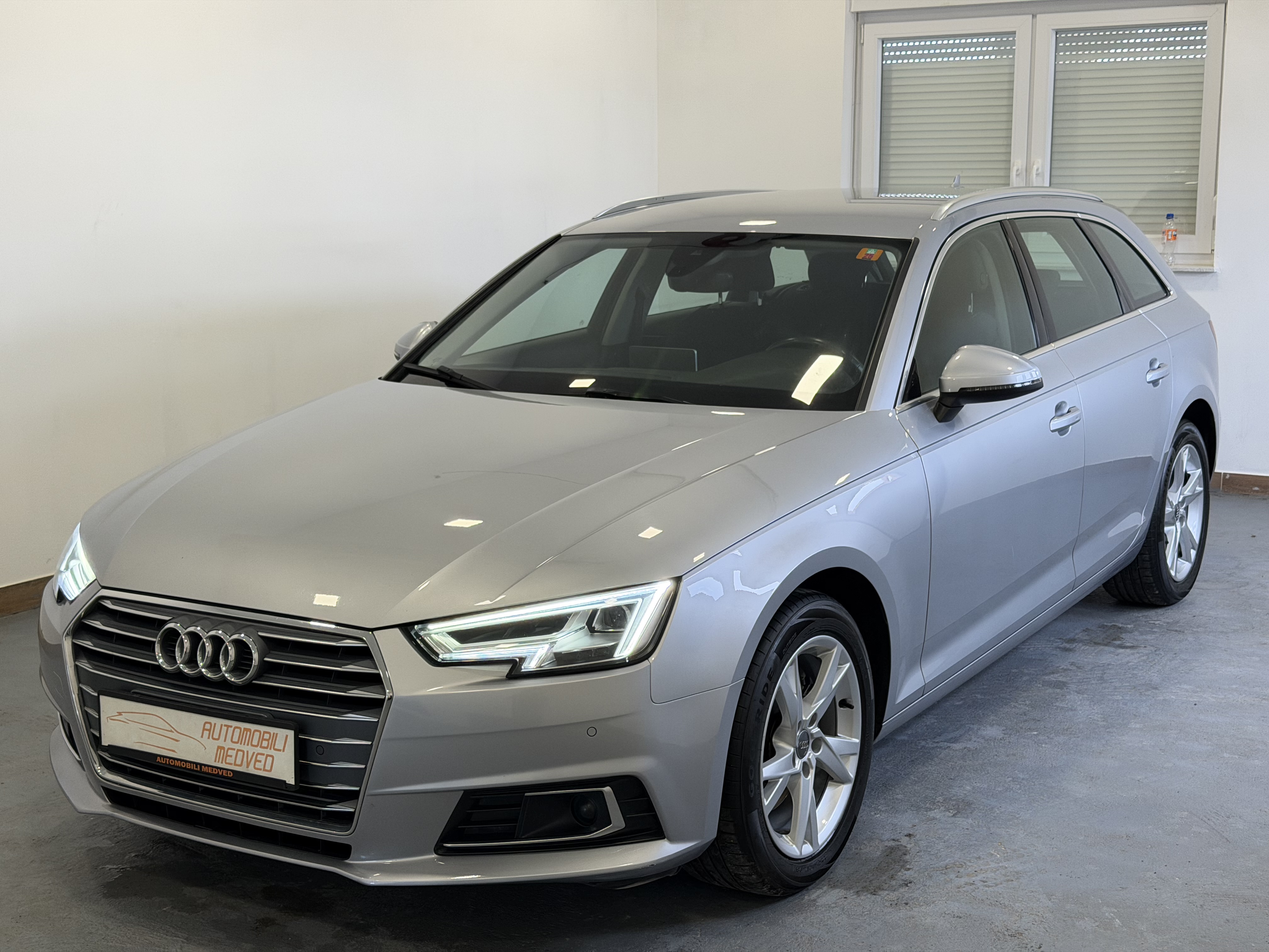 AUDI A4 AVANT 2,0 TDI SPORT, S-TRONIC,VIRTUAL,LED,JAMSTVO12 MJ! — Automobili Medved Sisak