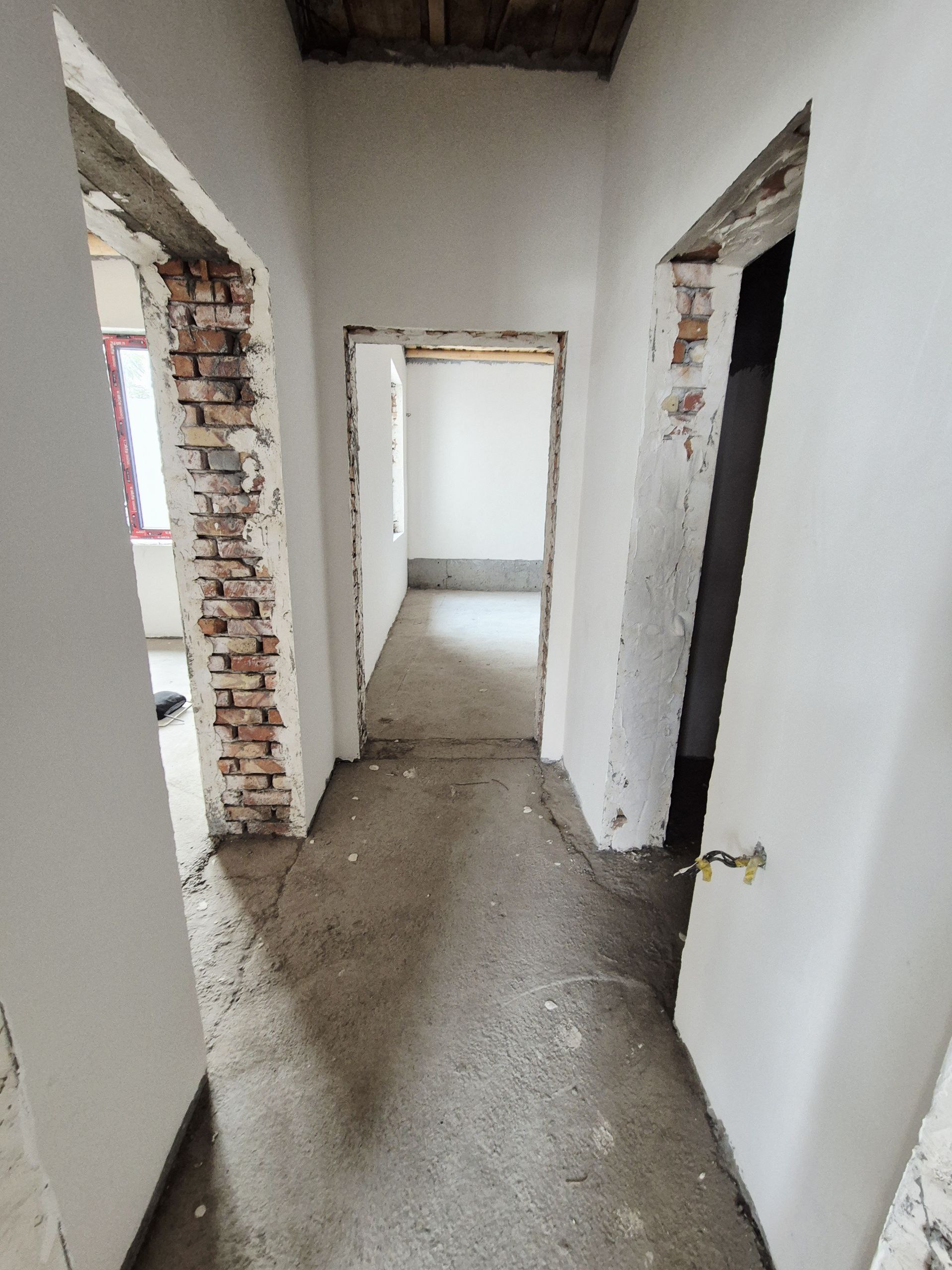 🏠 Бақа чорсу худудида ховли СОТИЛАДИ  3