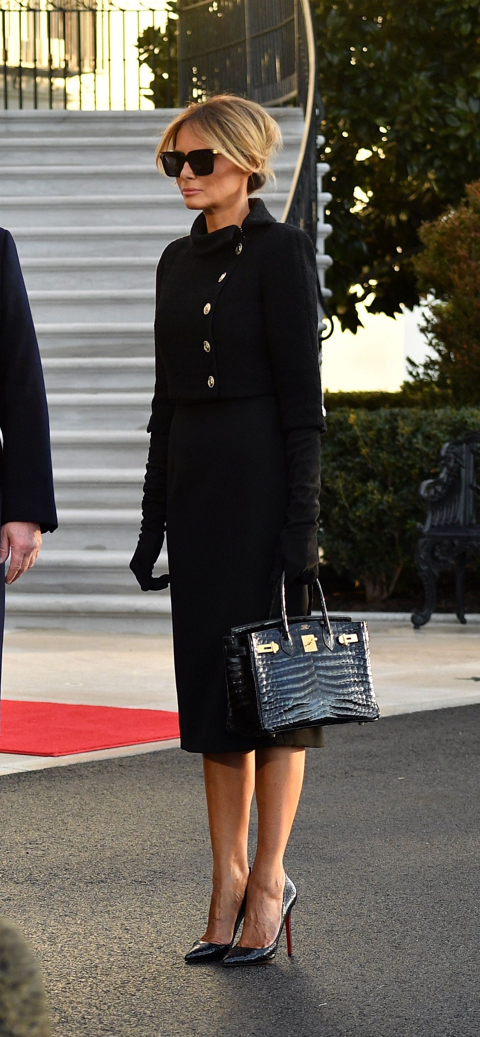 Melania Trump Black Crocodile Handbag — Gold Hardware, Dual Top