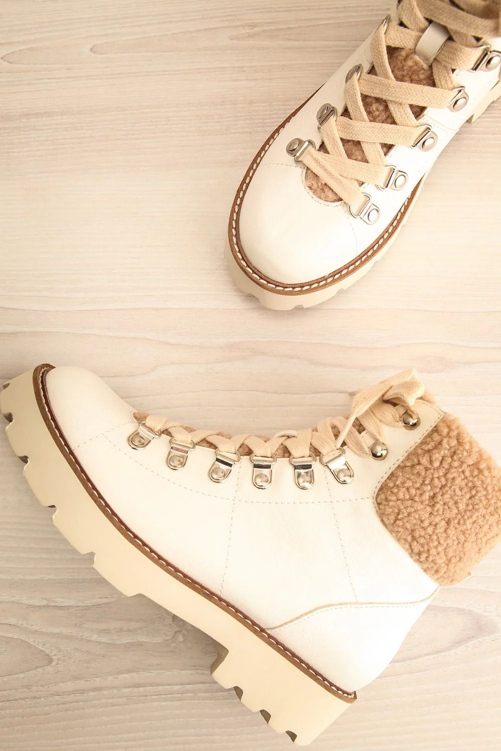 Streetwear Cream Leather with Tan Sherpa Ankle Boots — Lace-up