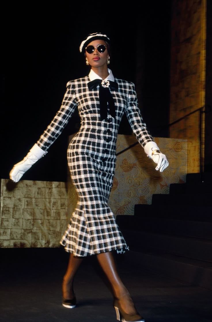 Naomi Campbell Black and White Midi Dress — White Contrast Shirt