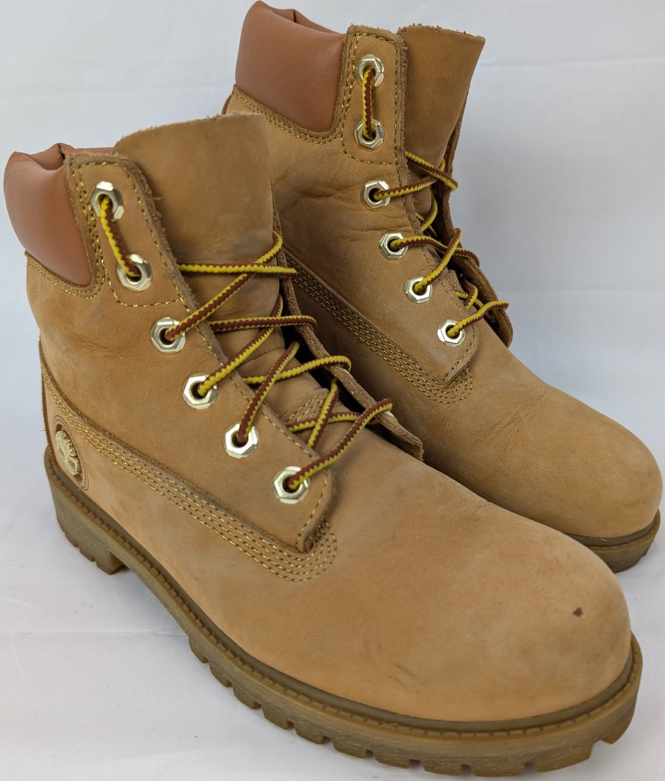 Timberland Wheat Brown Ankle Boots — Padded Leather Collar, Metal