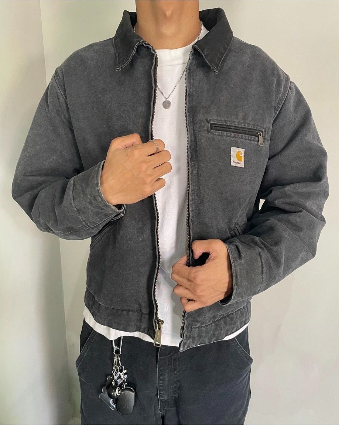 Carhartt Washed Black Canvas Work Jacket — Full Zip Closure, Point