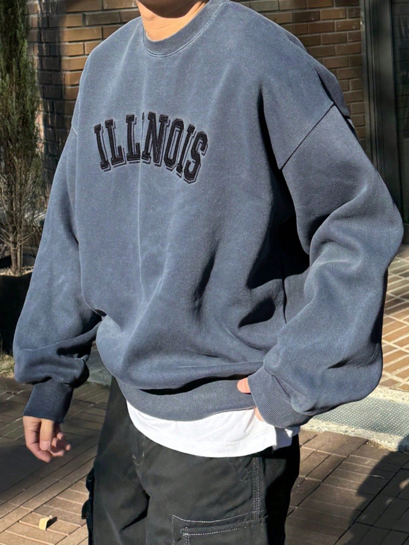 Streetwear Washed Charcoal Grey Sweatshirt — Crew Neckline, Dropped