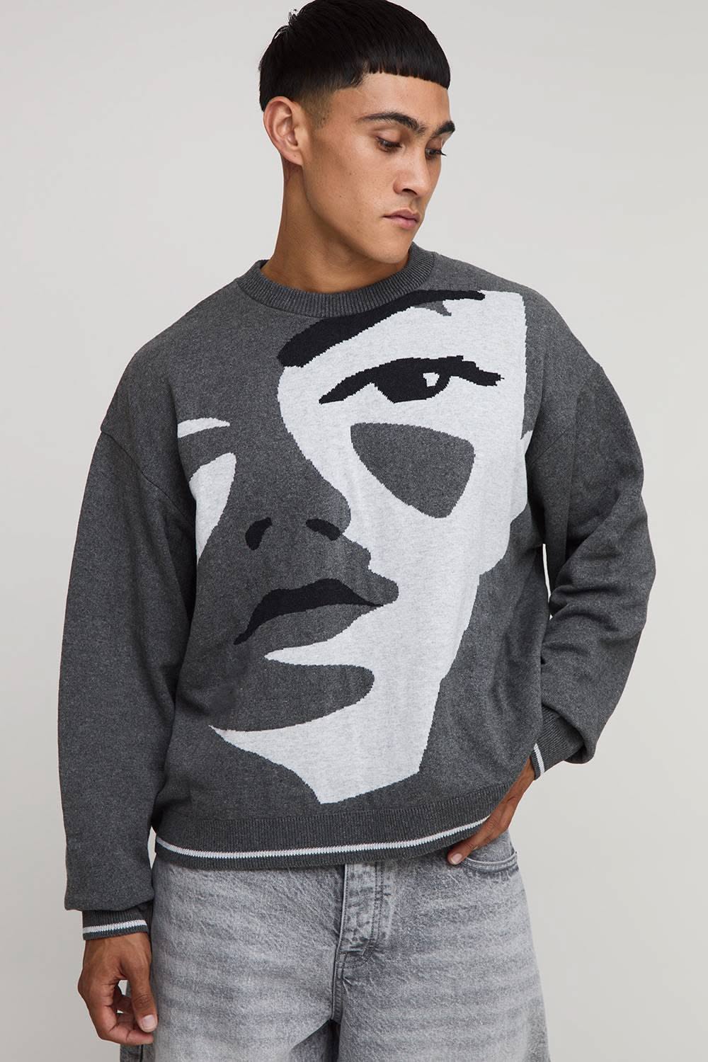 Streetwear Charcoal Grey Knitted Jumper — Crew Neck, Long Sleeves