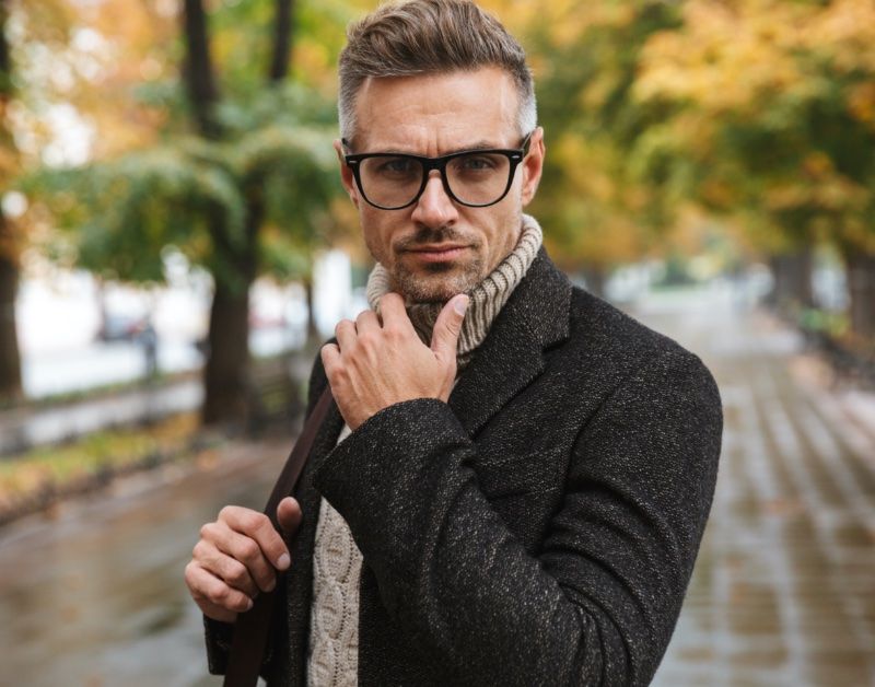 Smart Black Eyeglasses — Thick Black Frames, Wayfarer Style, Clear
