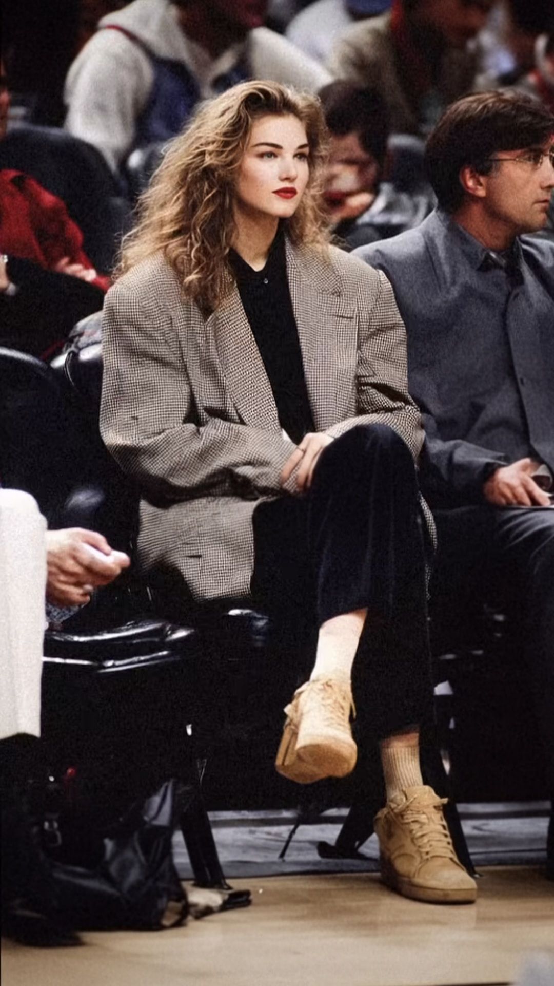 Paulina Porizkova Brown and Beige Houndstooth Blazer — Structured