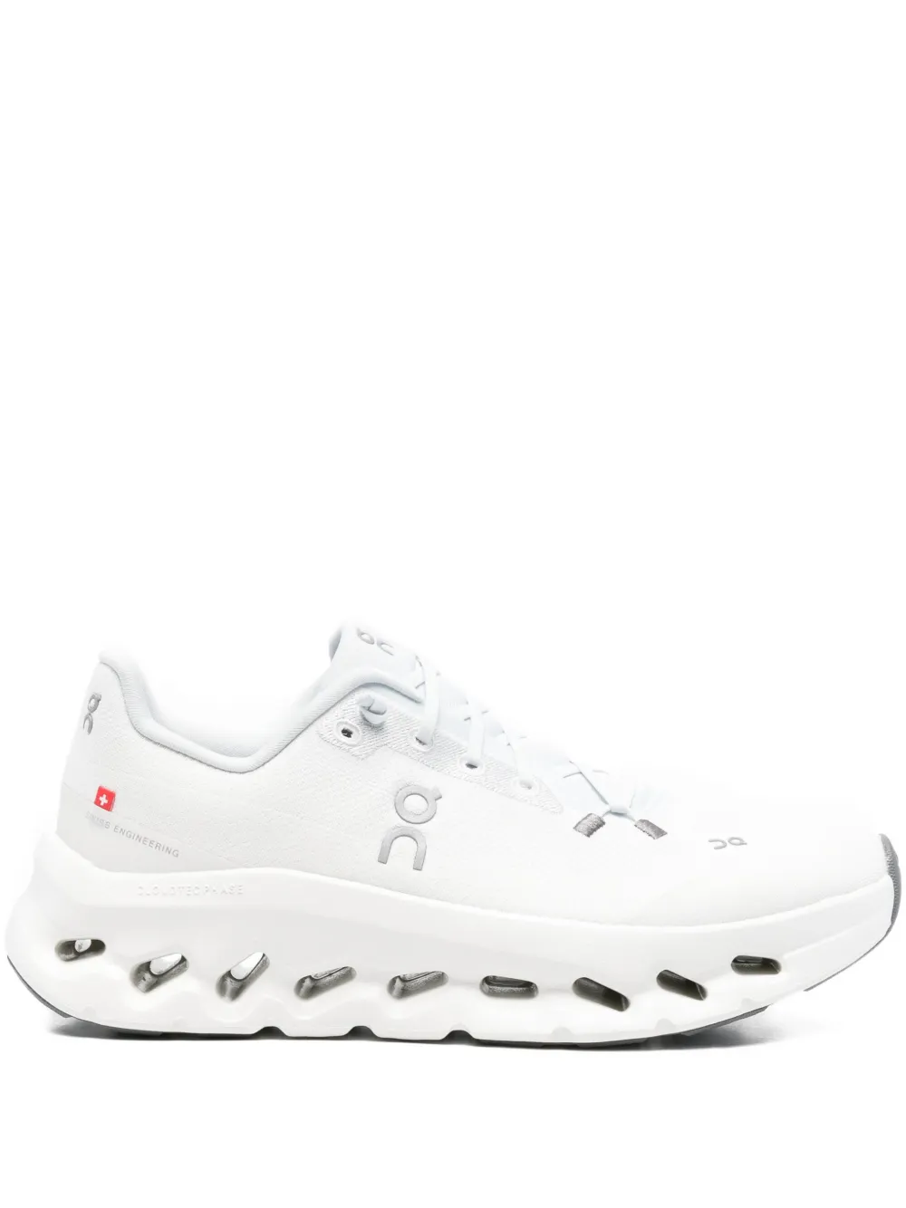 On  Cloudtilt sneakers 