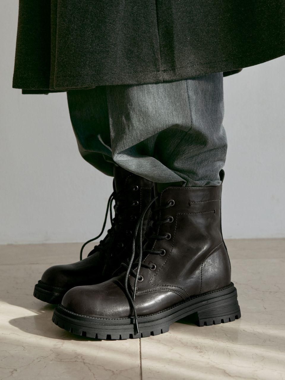 casual dark brown combat boots — lace-up front, metal eyelets, round toe, chunky lug sole, stacked heel