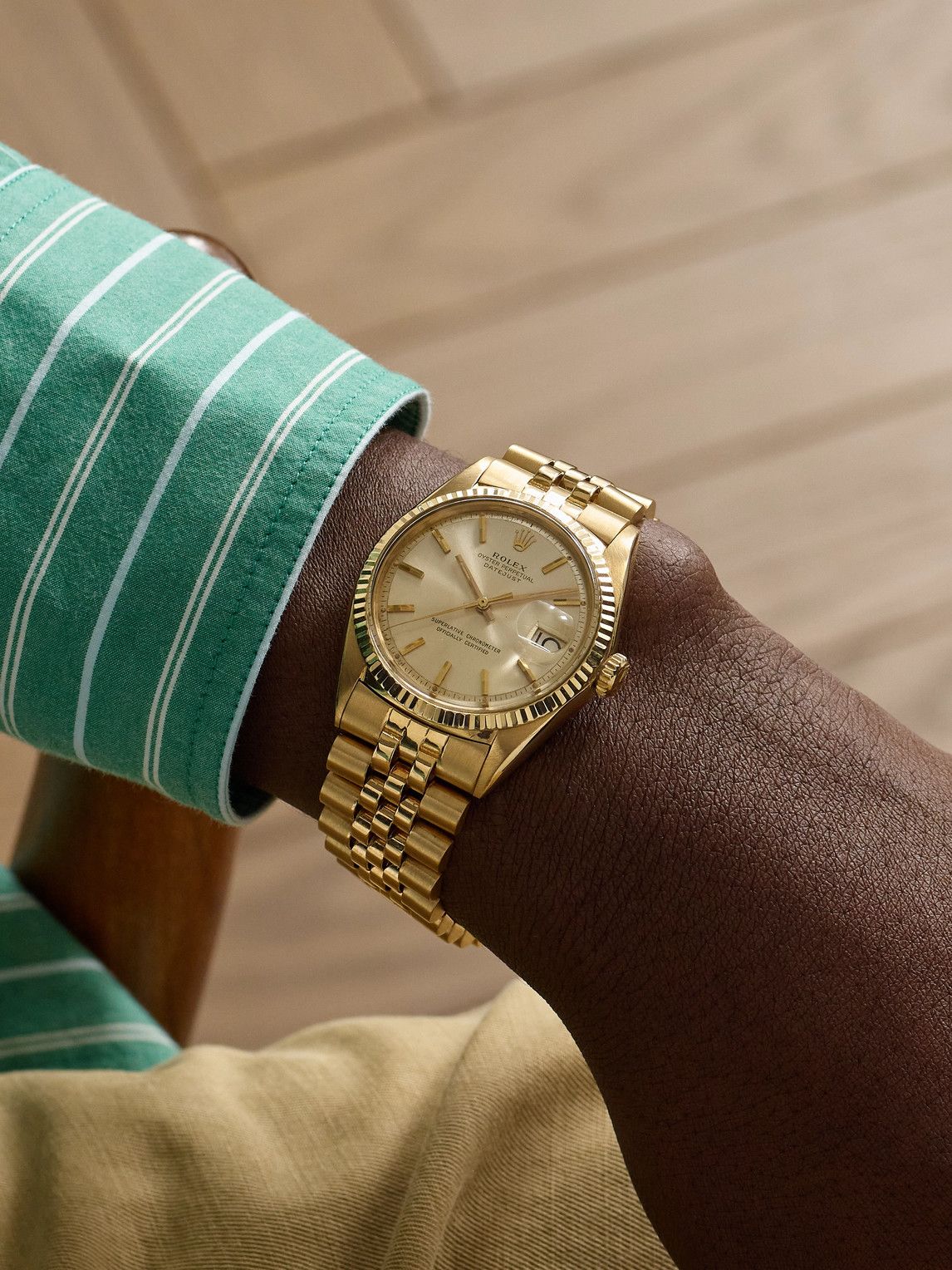 Rolex Gold Watch — Fluted Bezel, Jubilee Bracelet, Champagne Dial