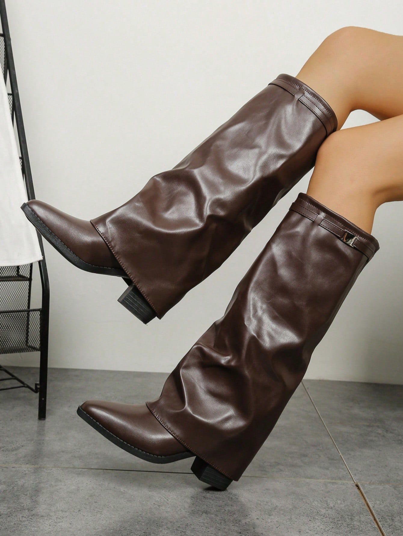Casual Dark Brown Knee High Boots — Pointed Toe, Chunky Block Heel