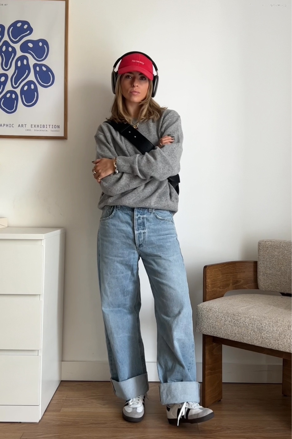 Casual Heather Grey Crewneck Sweater — Crew Neckline, Ribbed Collar