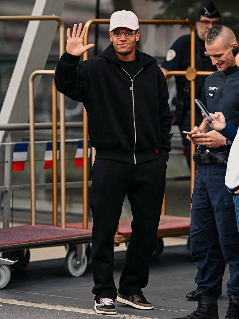 Désiré Doué Black Zip Tracksuit — Full Zip Hoodie with Matching Track