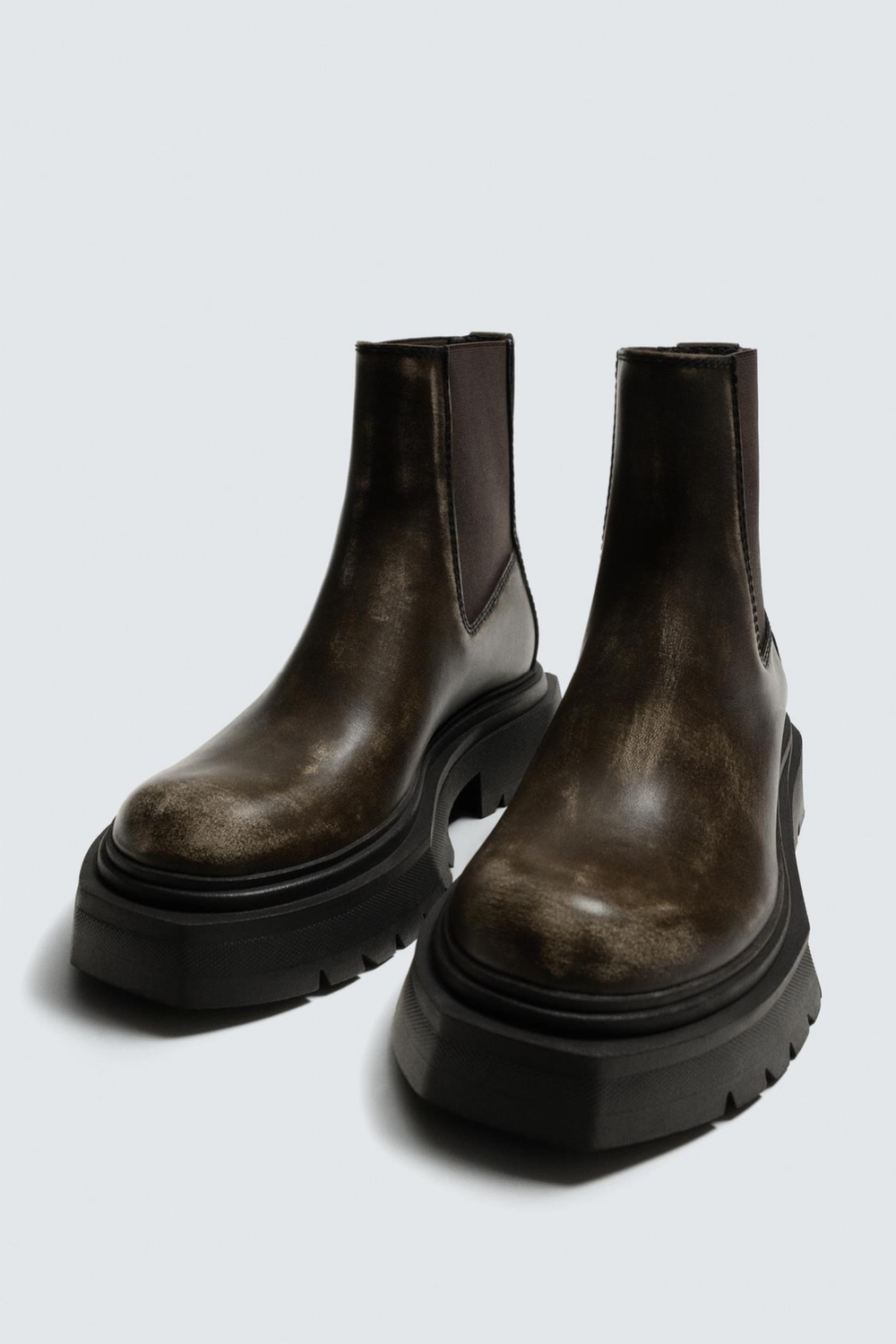 Zara Distressed Brown Chelsea Boots — Chunky Lug Sole, Elastic Side