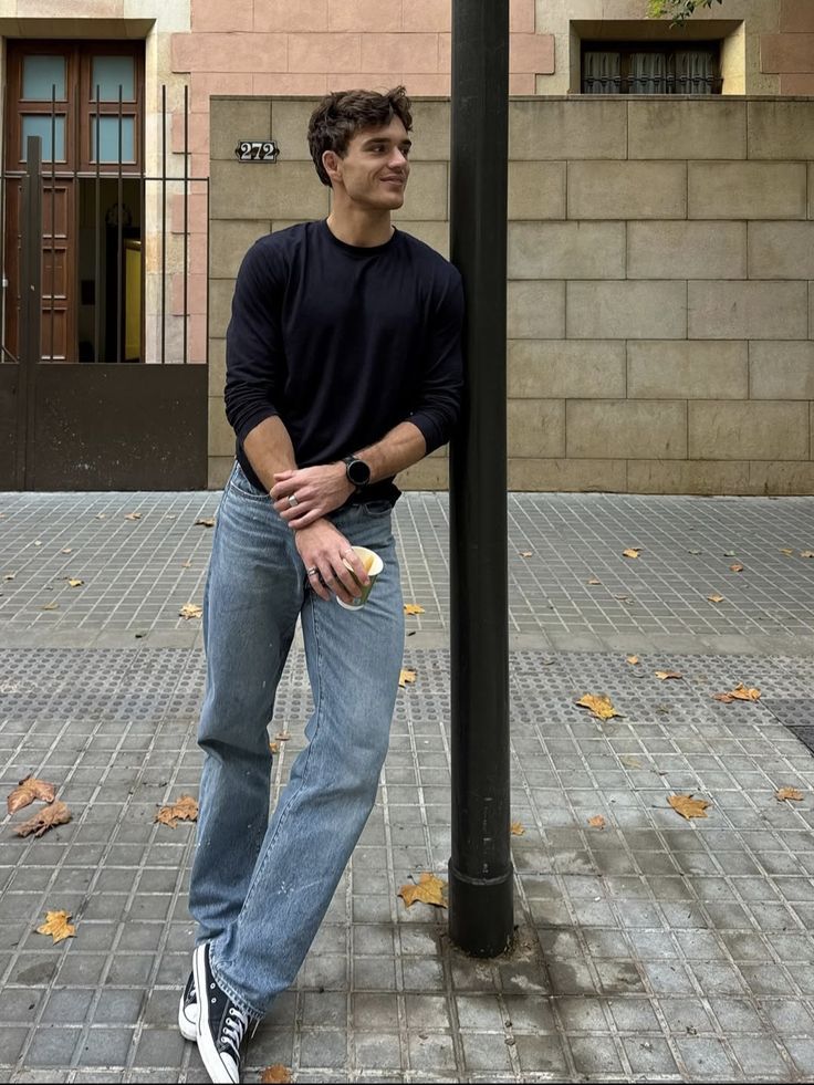 casual black long sleeve t-shirt — crew neck