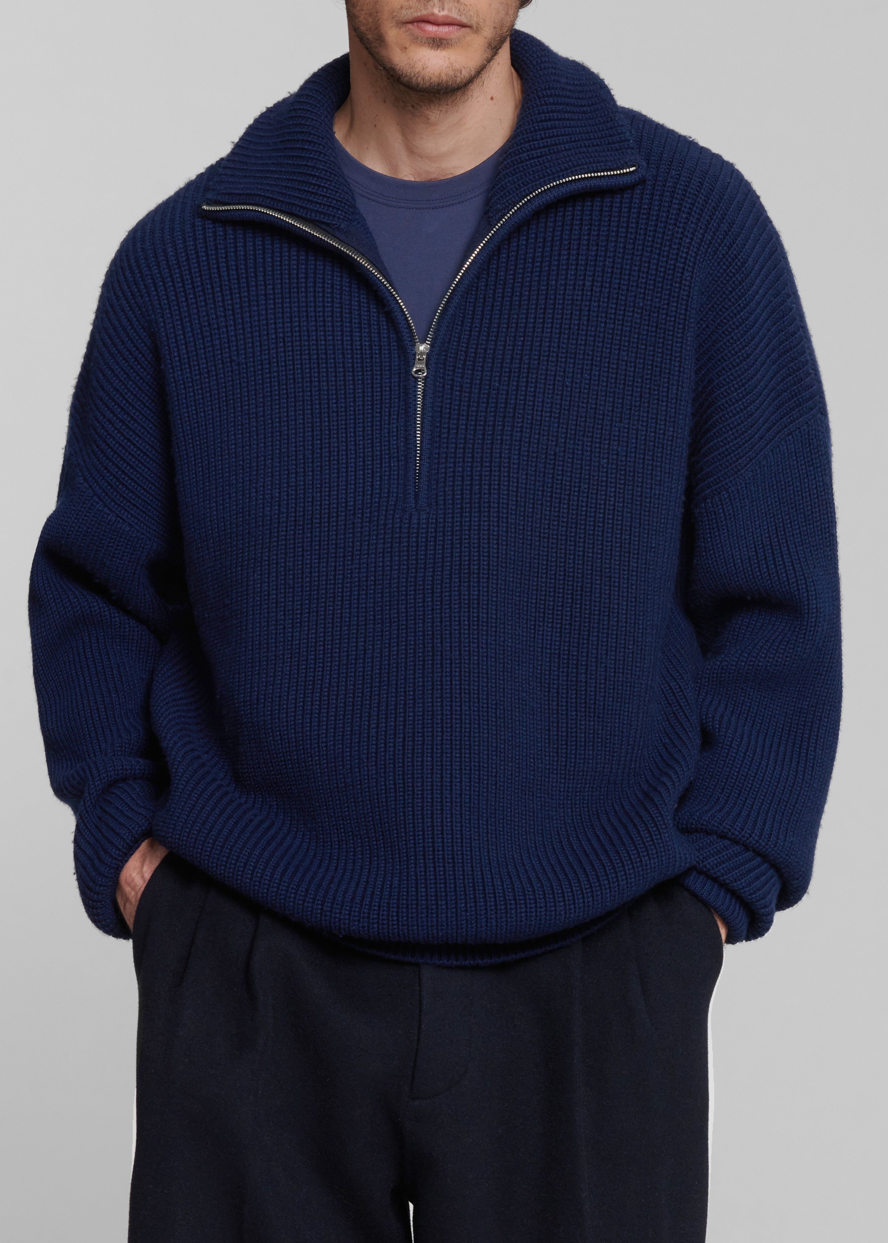 HARRISON QUARTER ZIP JUMPER - NAVY