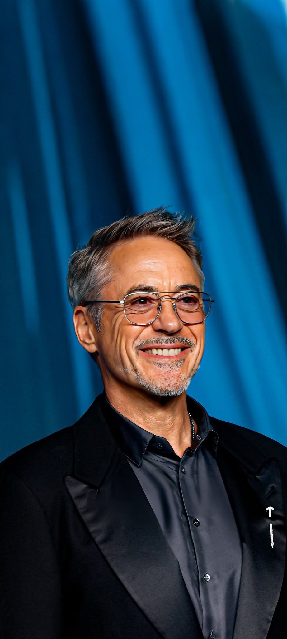 Robert Downey Jr. Silver Eyeglasses — Navigator Wire Frame, Double
