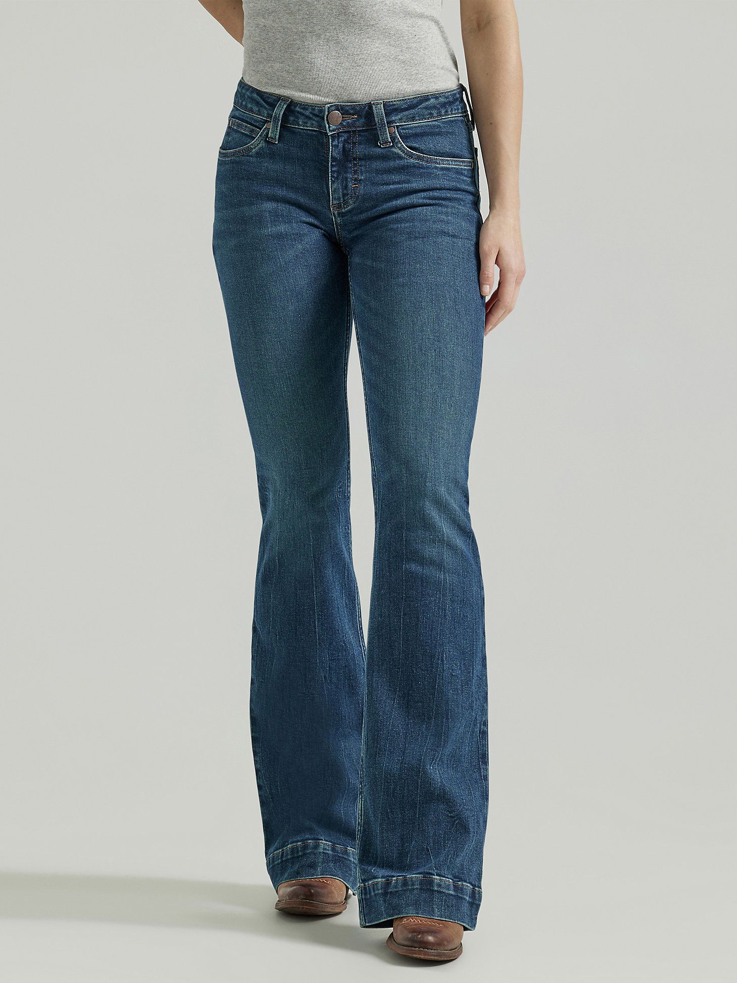Wrangler Retro Medium Wash Blue Trouser Jeans — Contour Waist, Zip