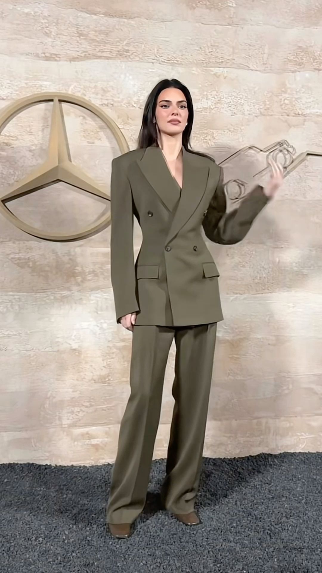 Kendall Jenner Olive Green Pantsuit — Double-breasted Blazer