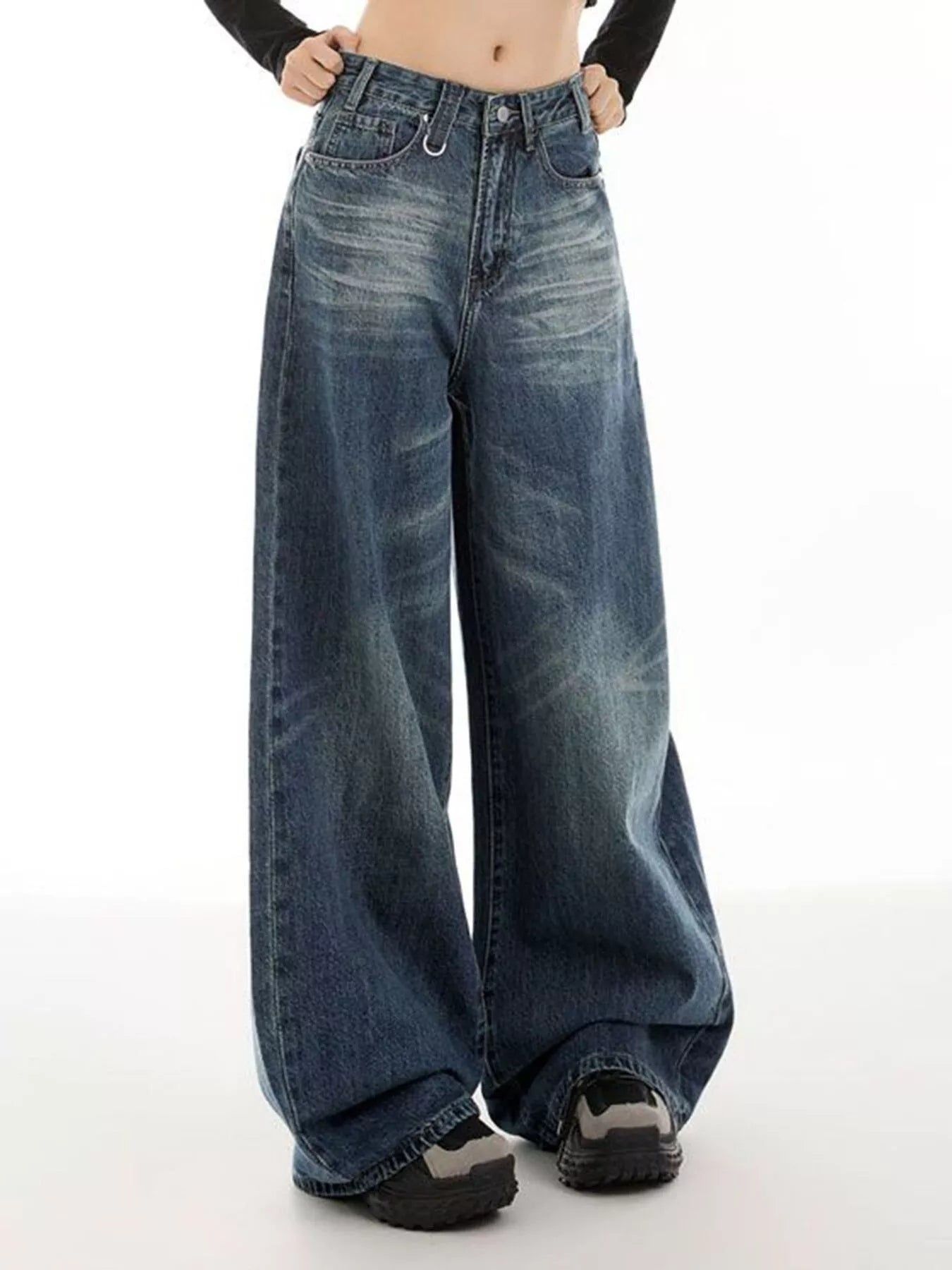 streetwear vintage medium wash blue jeans — distressed wash, oversized fit, full length, d-ring detail on belt loop