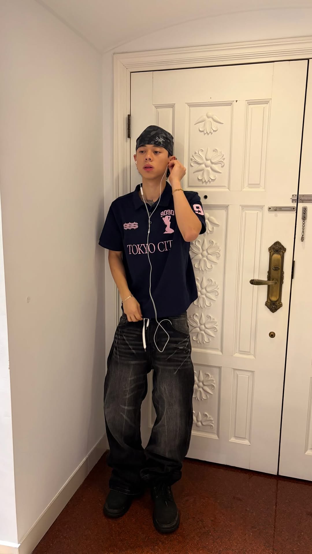 Arc'teryx Arc'teryx Bandana with 9090 Tokyo City Polo and Baggy Jeans