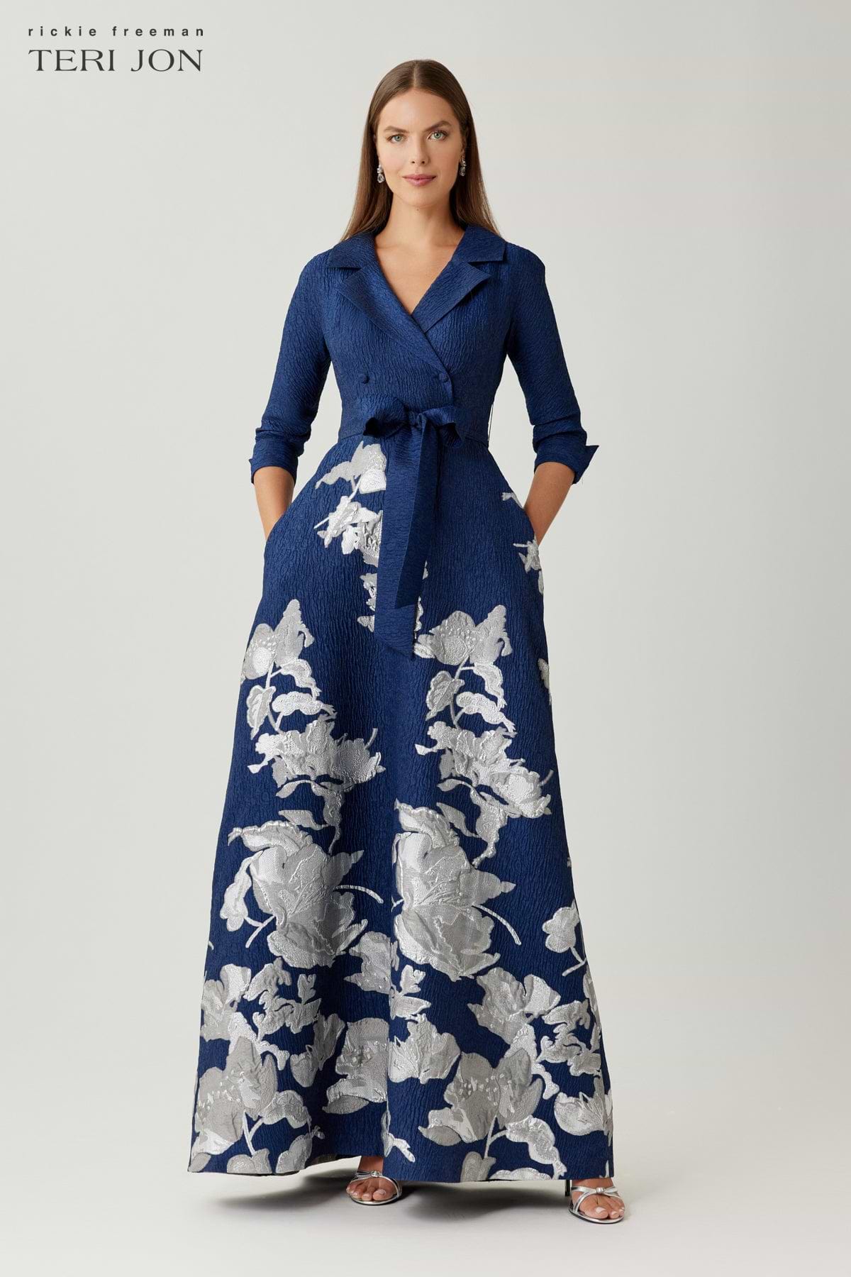 Ship Essentials Metallic Jacquard Floral Shirtdress Gown