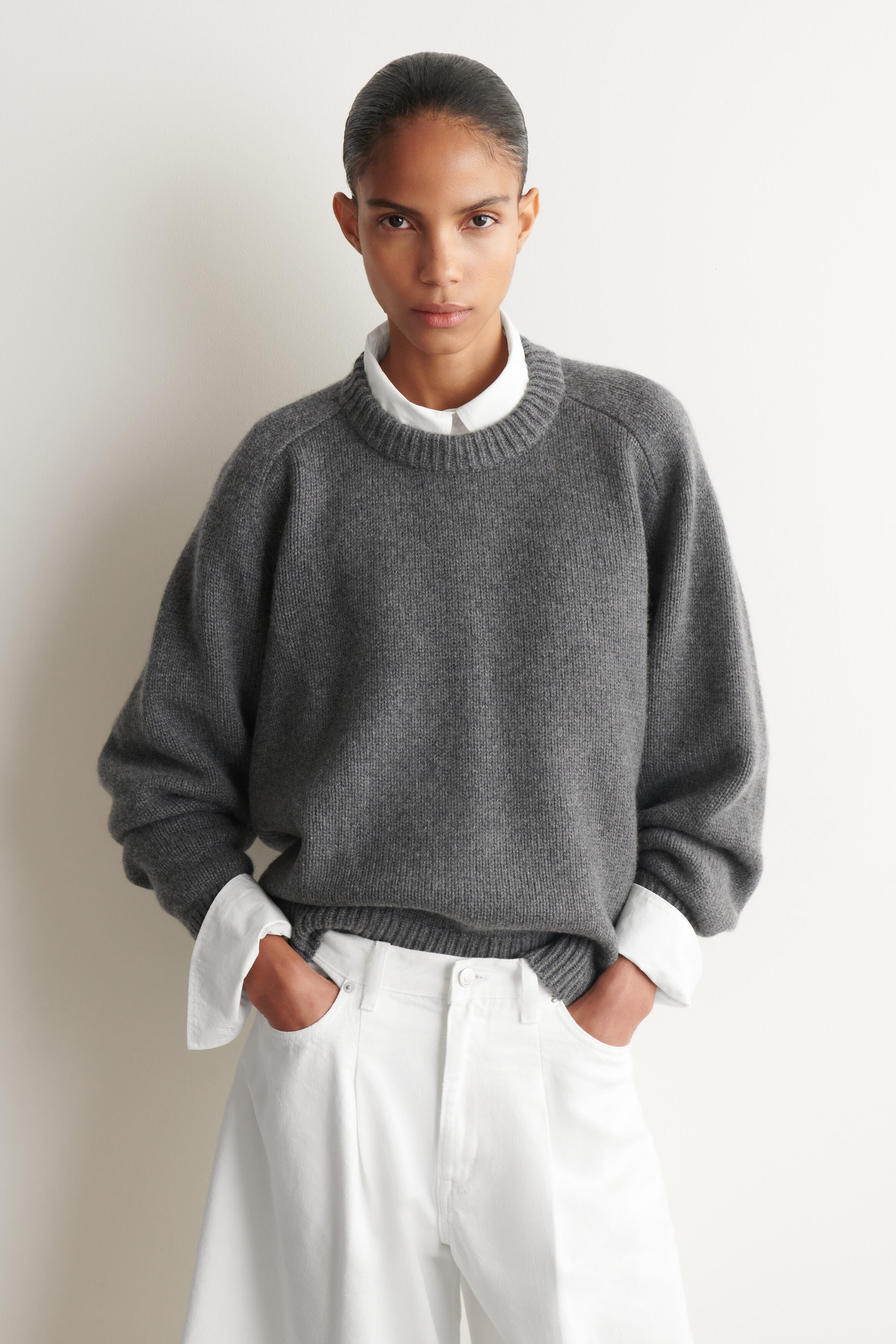 Rounded Cashmere Crew Neck Jumper Grey Melange