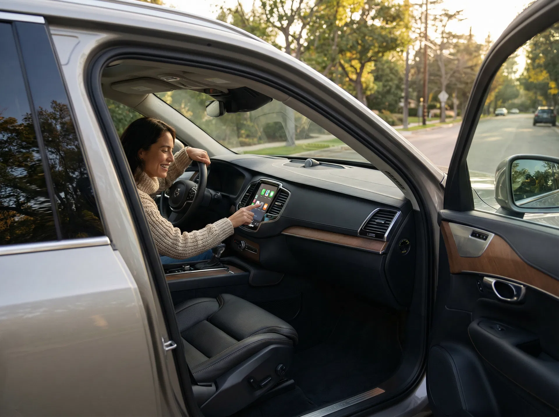Happy customer using CarPlay