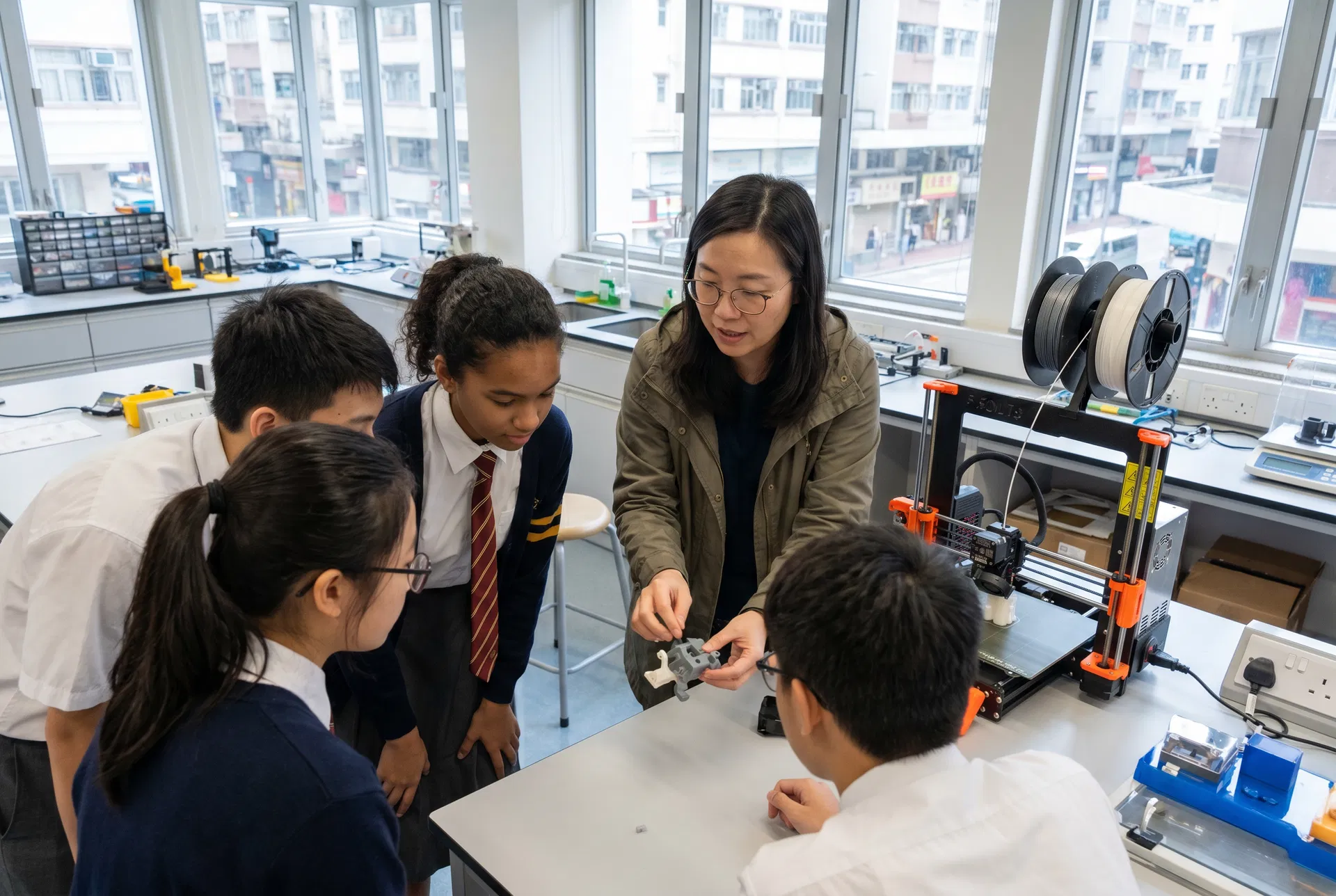 stem education hong kong corporate team-building activity | robotics class hk experience | FlintHub Academy Hong Kong