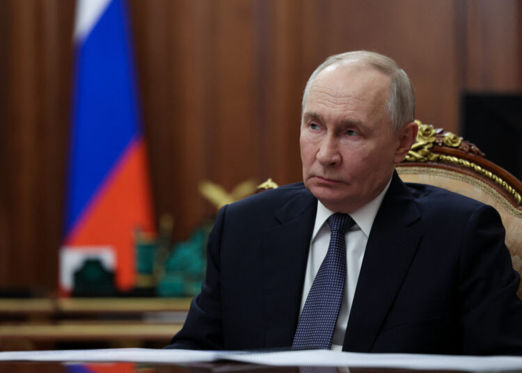Rússia ameaça retaliação à Ucrânia antes do Dia da Vitória