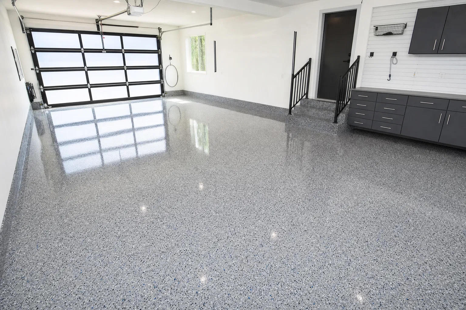 Decorative flake epoxy floor by Rio Epoxy Flooring