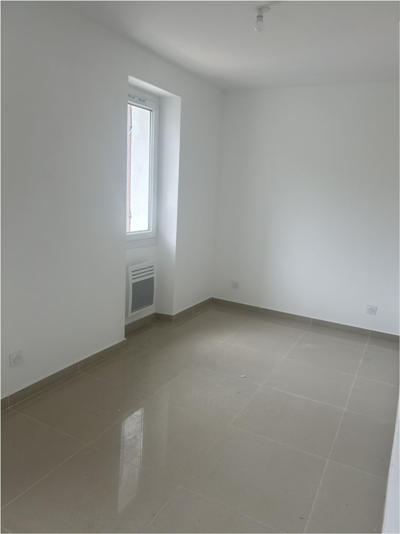 T2 - 32 m² - 2 pièces — photo 6