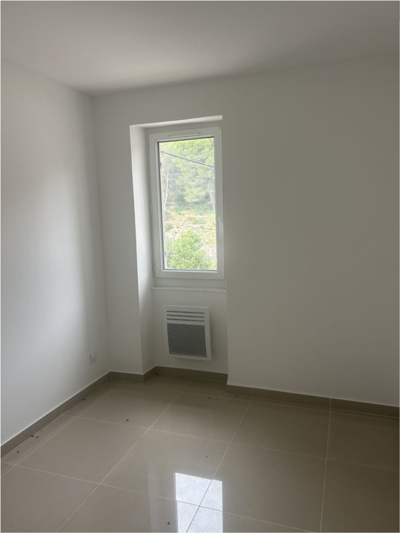 T2 - 32 m² - 2 pièces — photo 2