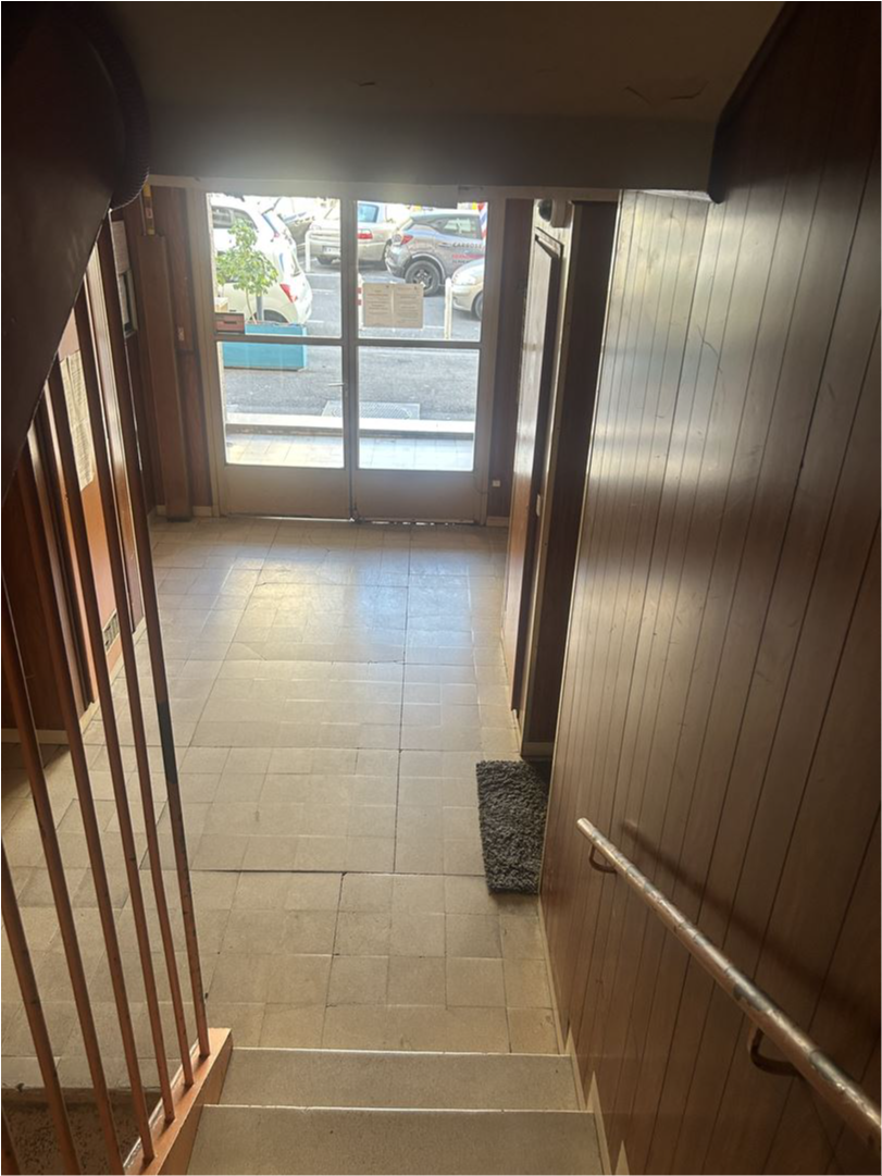 T4 - 64 m² - 4 pièces — photo 2