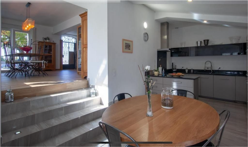 Maison Contemporaine - 210 m² - 6 pièces — photo 6