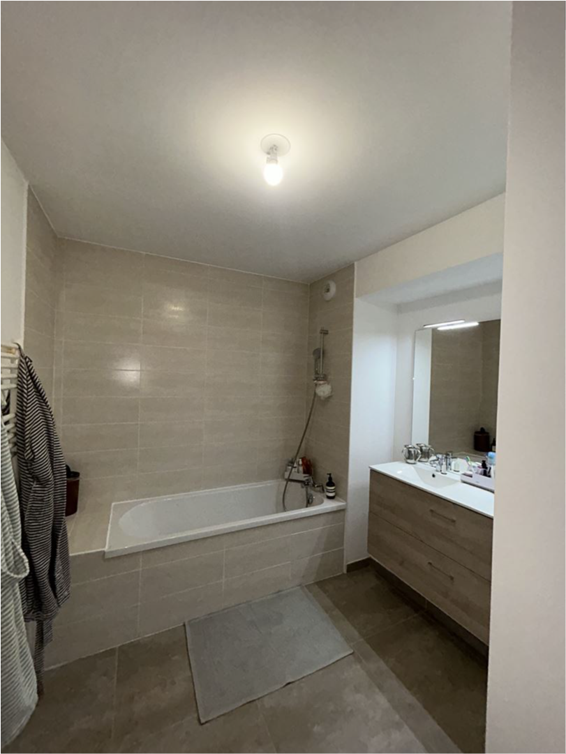 T4 - 92 m² - 4 pièces — photo 3