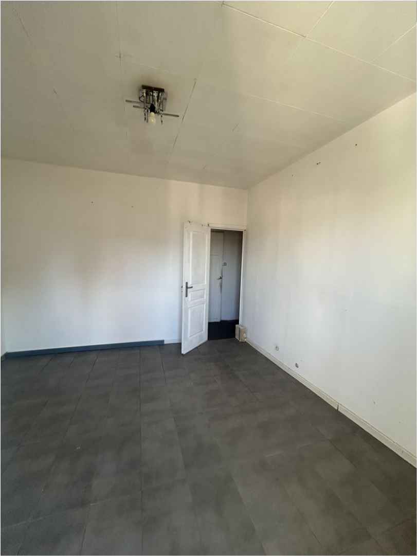 Studio - 28 m² - 1 pièce — photo 5