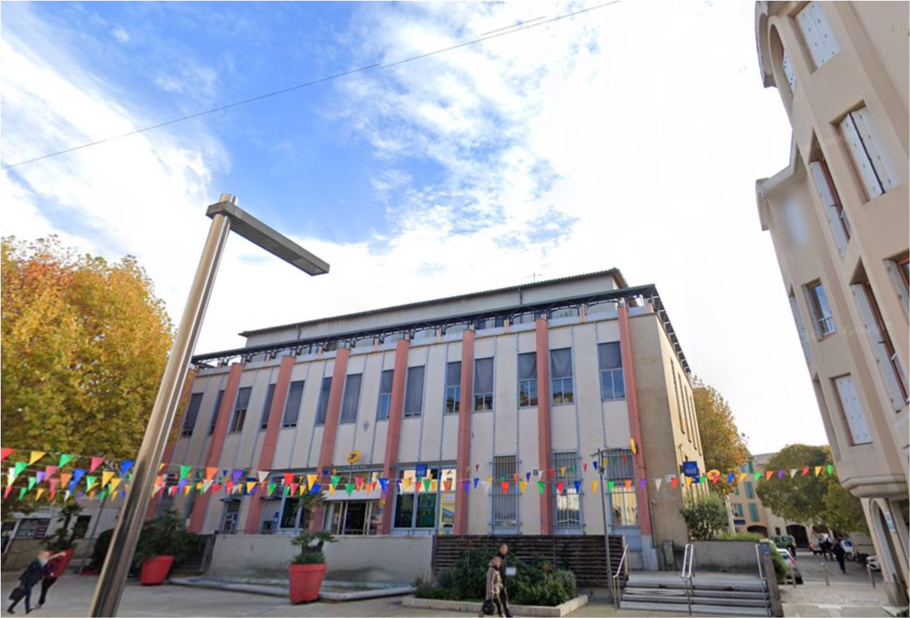 Immeuble - 1900 m² - 15 pièces