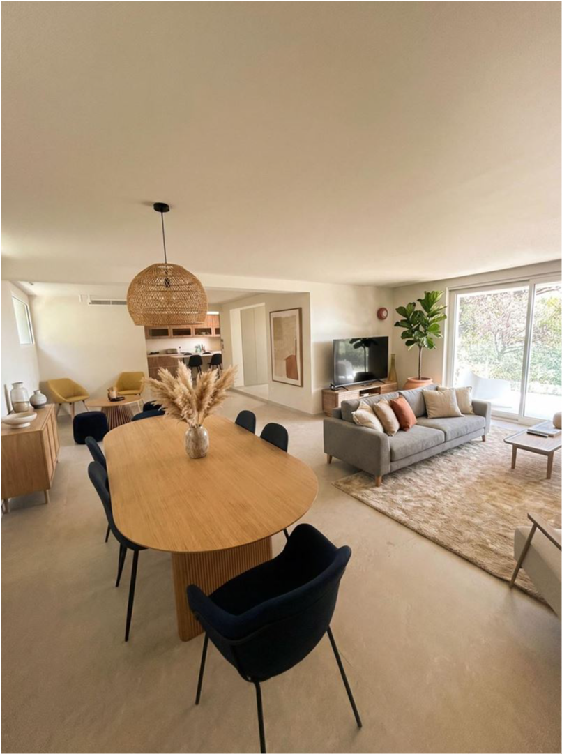 Maison Contemporaine - 218 m² - 10 pièces — photo 2