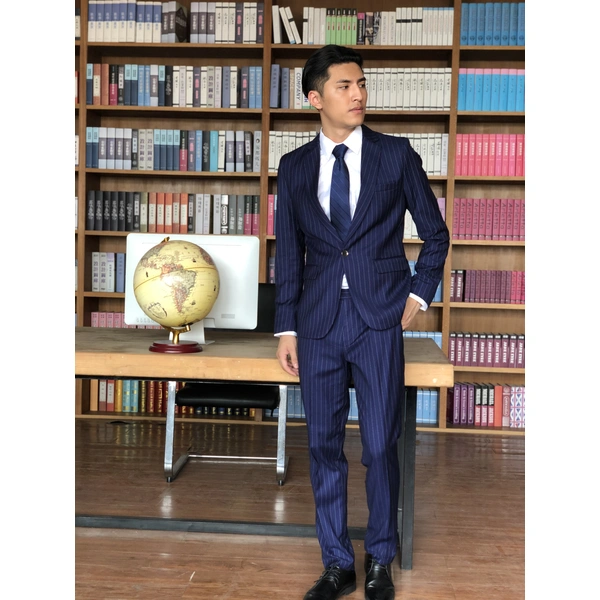 bd-mo-065 親手設計的條紋西服,定制專業商務男士西服,真人試穿效果,西服店|制服展示圖