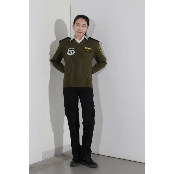 bd-mo-015 定制軍綠色衛衣制服,真人試穿款,自製款式,保安衛衣制服生產工廠|制服展示圖
