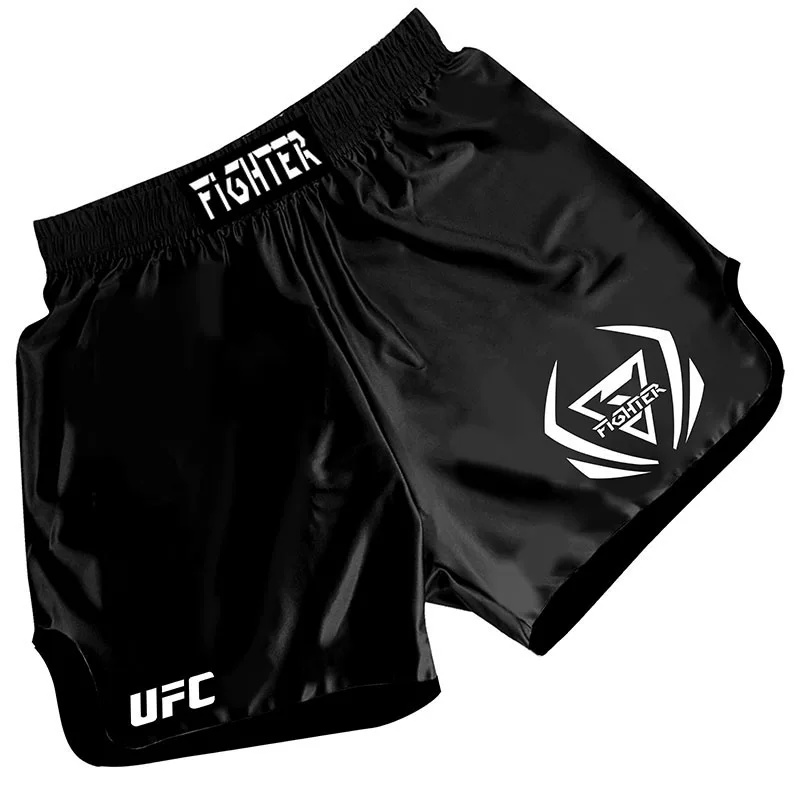 香港專業訂造黑色泰拳短褲，配有精美白色Fighter與UFC標誌印刷
