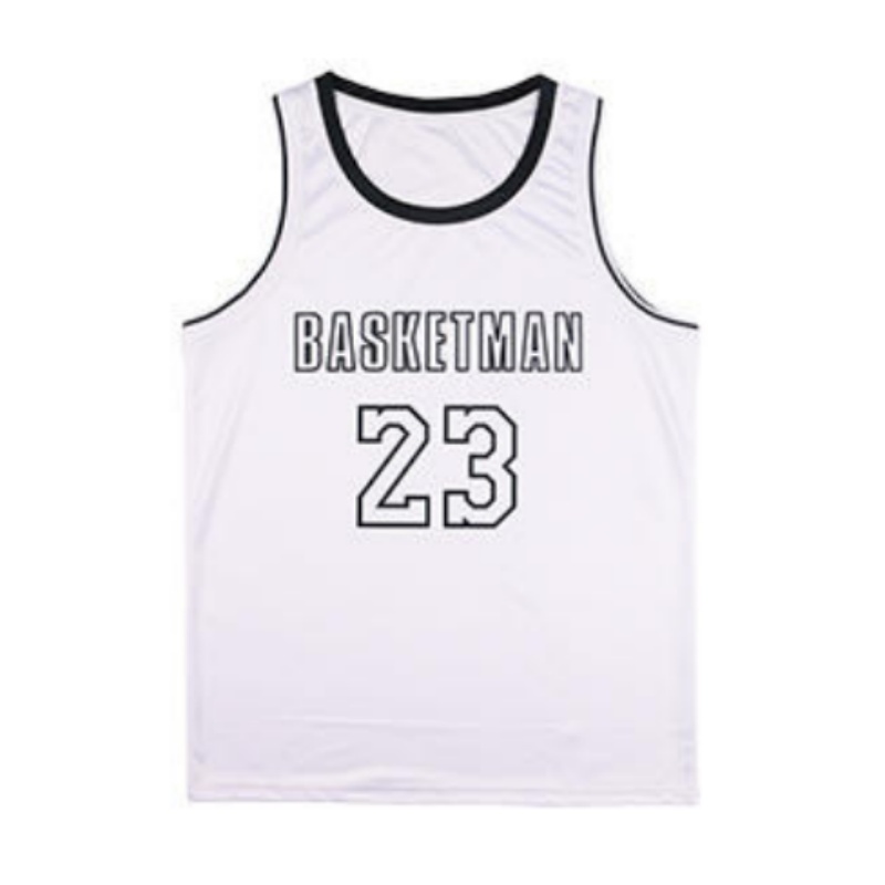 一件印有「BASKETMAN」字樣和數字「23」的白色熱昇華籃球背心。