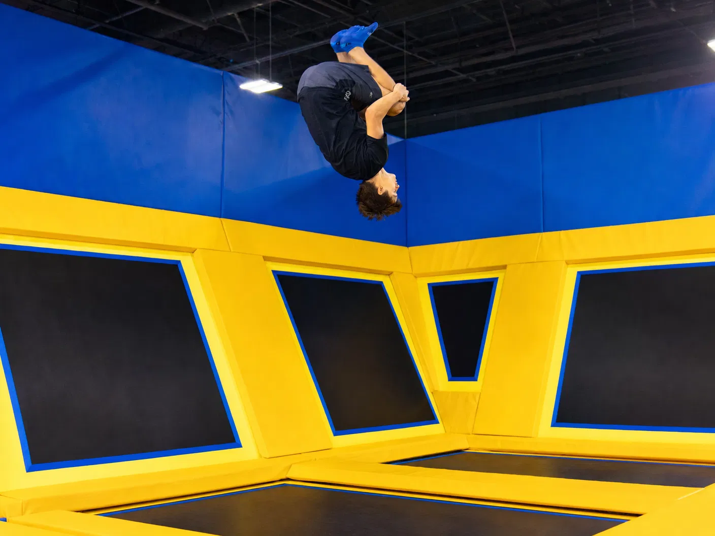 Wall trampoline — Backflip