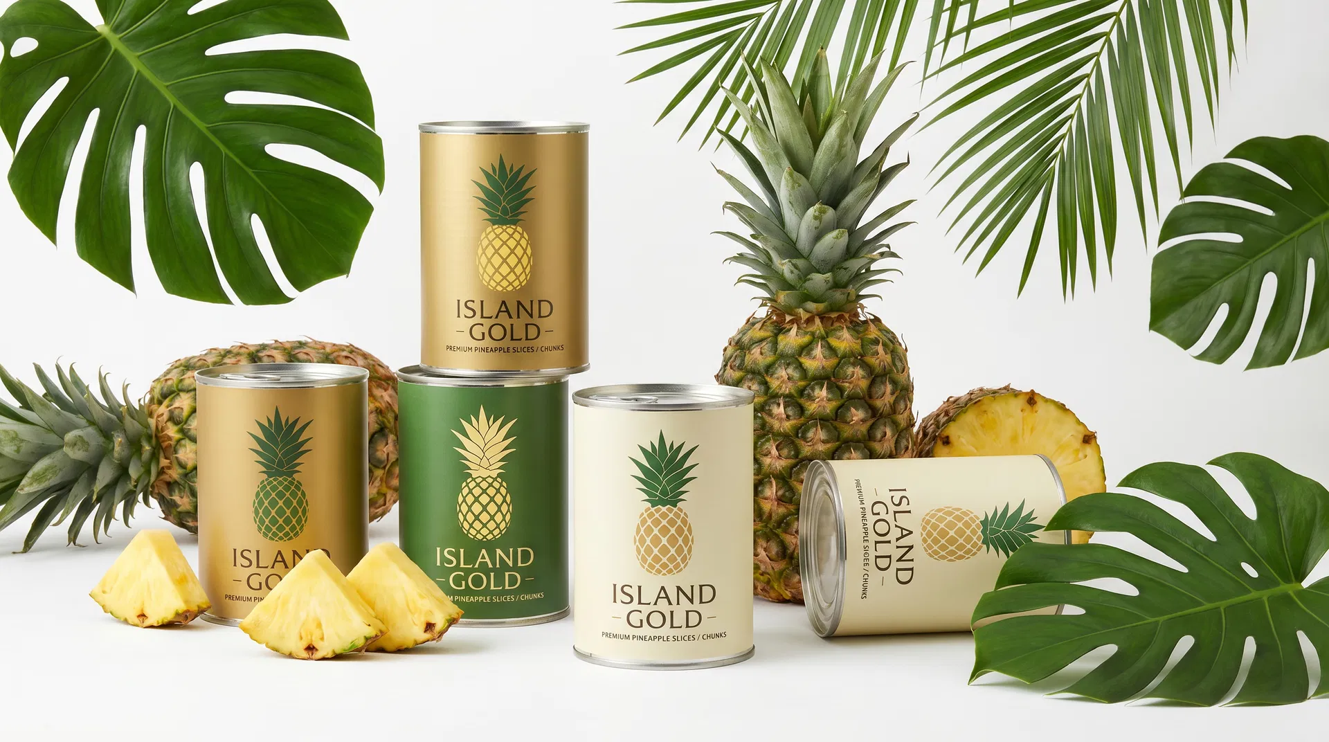 Thai canned pineapple products with pineapple chunks, slices, and fresh fruit display